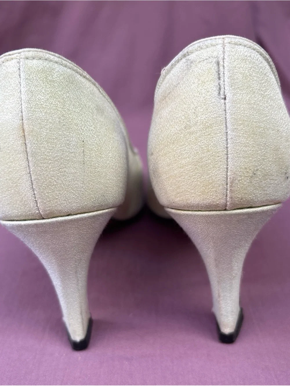 Vintage DOLCE by PIERRE Mint Green Satin Kitten Heels 7.5N Pearl Lace USA dance - Picture 6 of 10